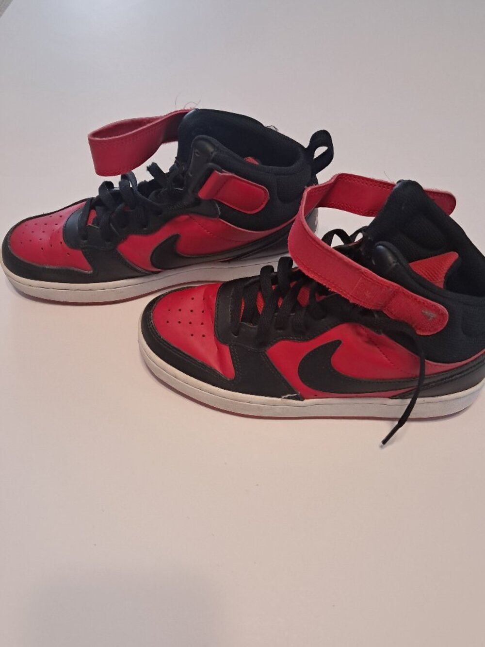 Nike Kids Court Borough Mid Sneakers Red & Black Bred Ankle Strap Size 6Y
